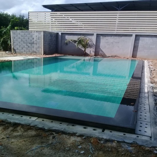 รับสร้างสระว่ายน้ำคอนกรีต  ระยอง